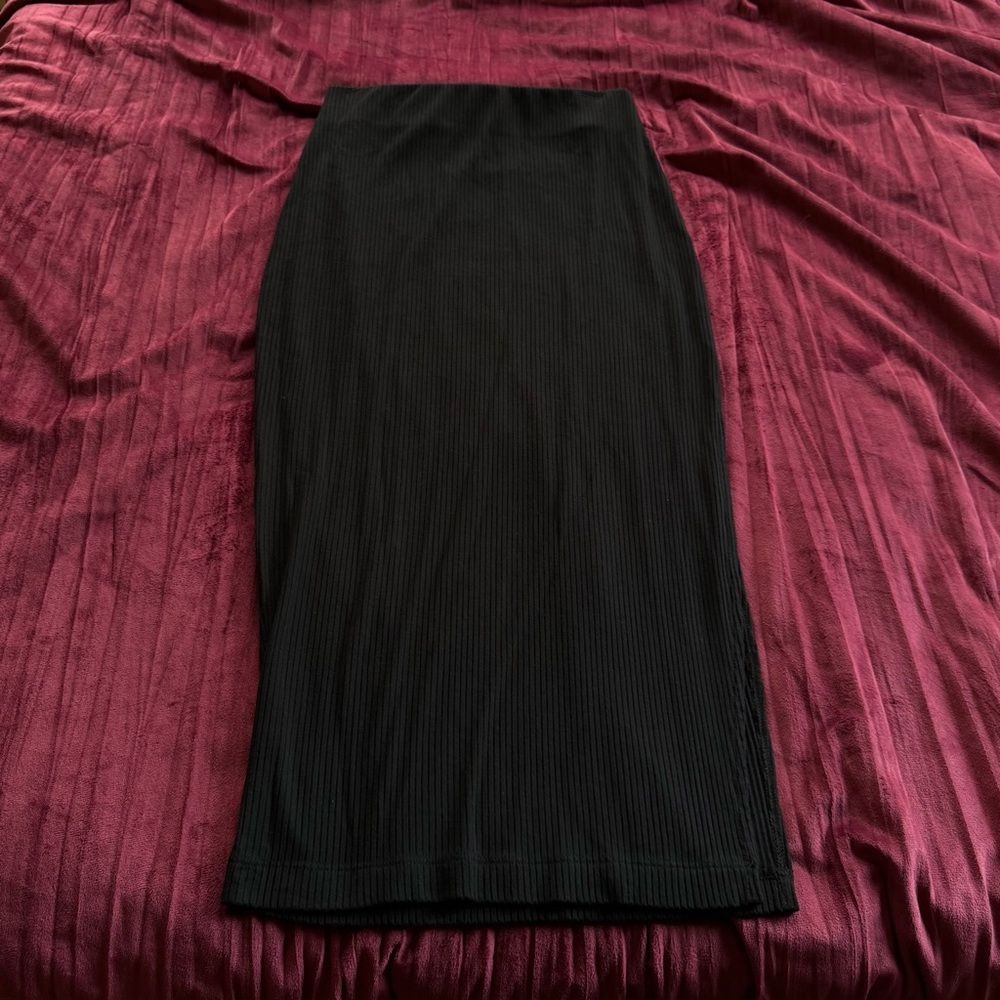 Black Ribbed Midi Skirt